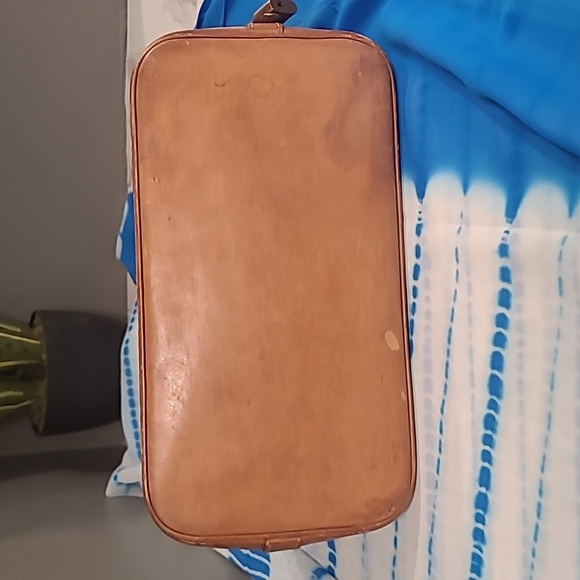 LOUIS VUITTON AUTHENTIC - Picture 7 of 16